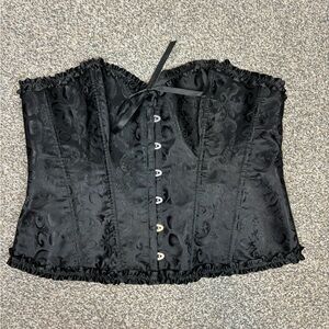 Black lace up corset‎